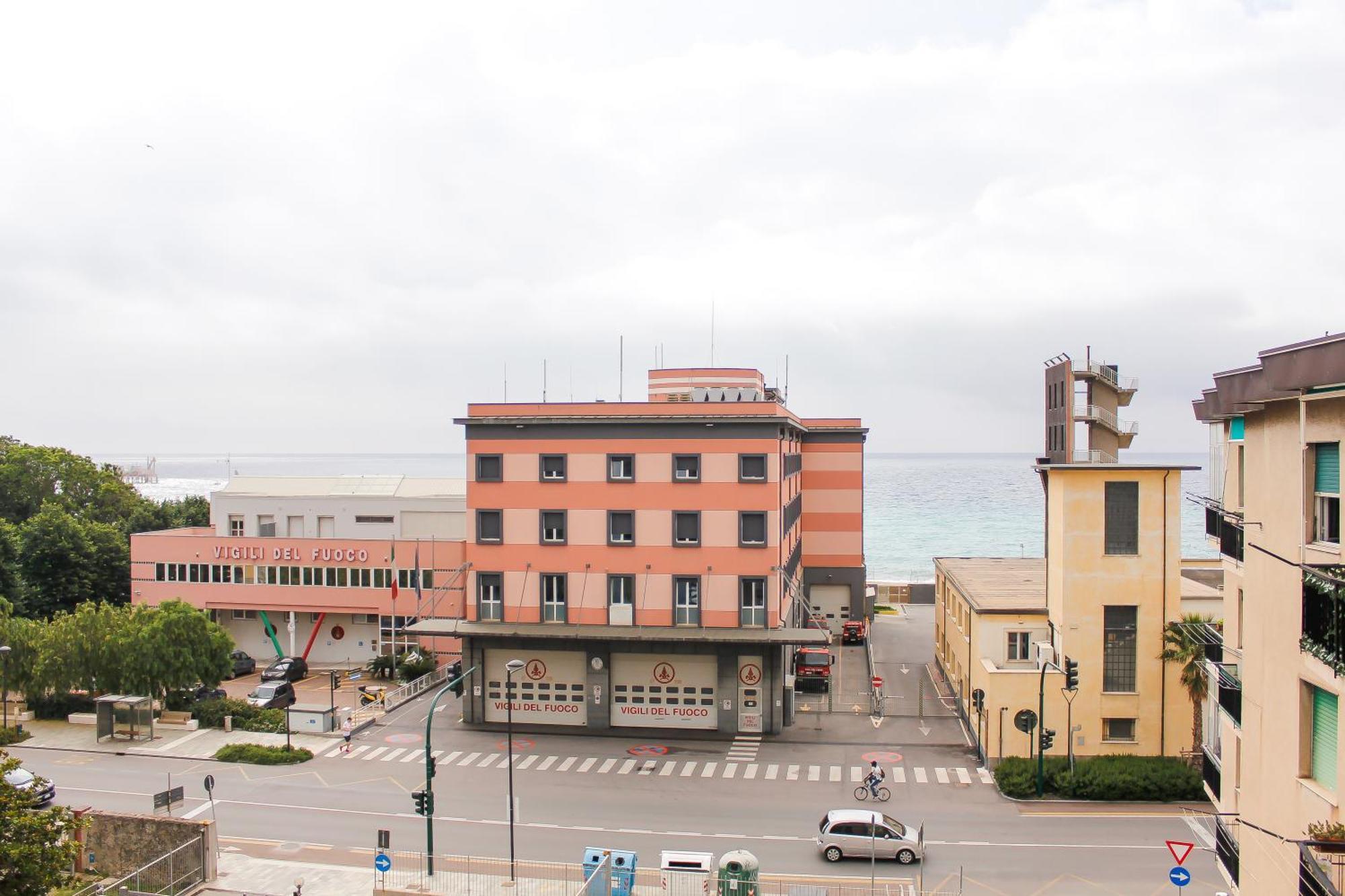 Casa Mariuccia - A Due Passi Dal Mare Apartment Savona Luaran gambar
